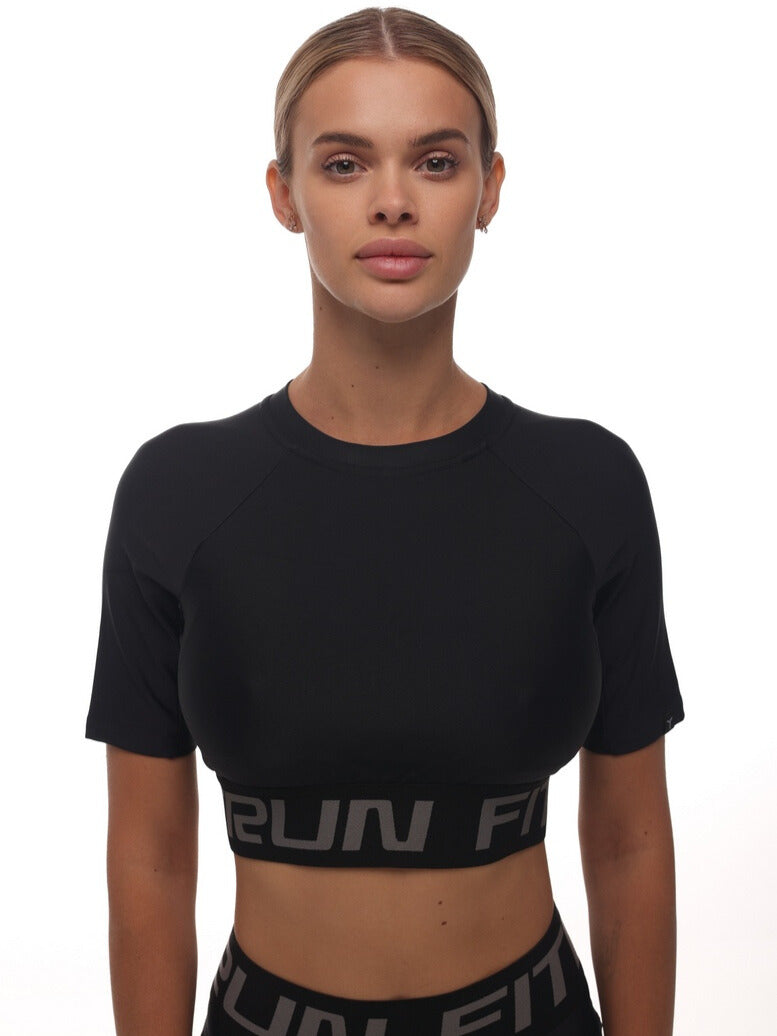FITRUN T-shirt Open Back "Total Black"