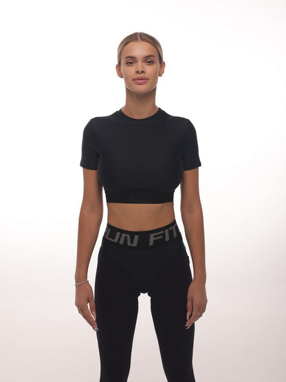 FITRUN Midi T-shirt "Total Black"
