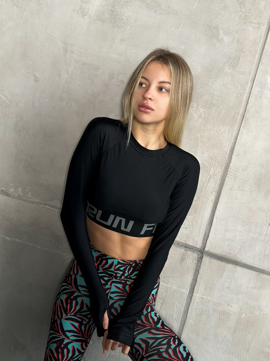 FITRUN Long Sleeve Midi Closed Back "Total Black"