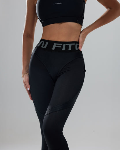 Leggings FITRUN Leggings Super Nuts Push-Up "Total Black Relief"