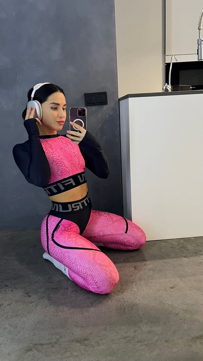 Укорочений рашгард FITRUN Rashguard Midi Open Back "Pink Python"