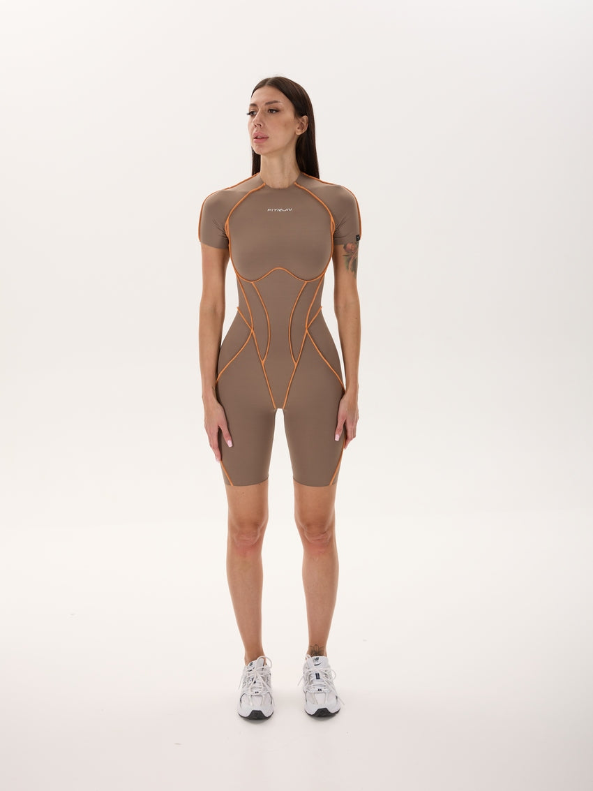 Salopetă FITRUN BodySuit Scurt Versa "Nisip VE Linie Portocalie"