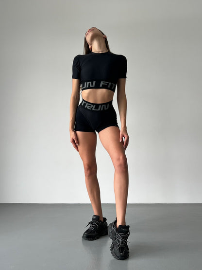 Shorts FITRUN Shorts Super Nuts "Total Black Relief"